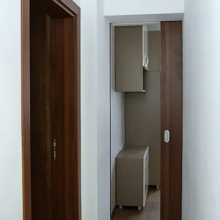 The Perfect Summer Getaway - 2-Bdr In Top Center Varna