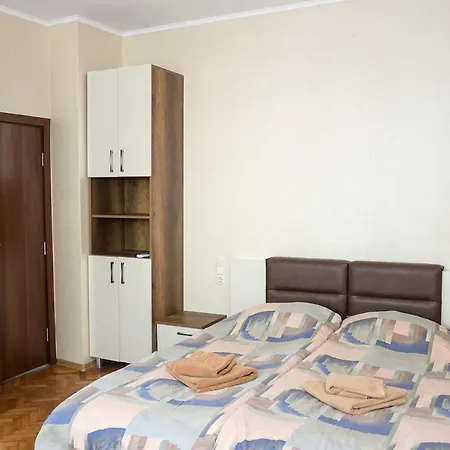 The Perfect Summer Getaway - 2-Bdr In Top Center Apartamento *