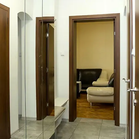 The Perfect Summer Getaway - 2-Bdr In Top Center Varna